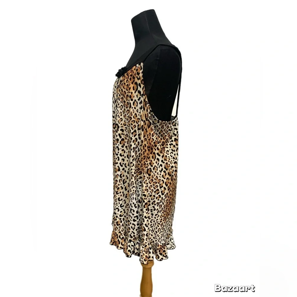 Elegant Leopard Print Chemise